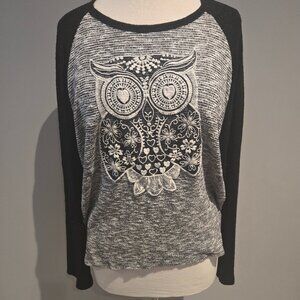 Warehouse One Women’s Owl Graphic Raglan Top | Size Large | Black/Grey